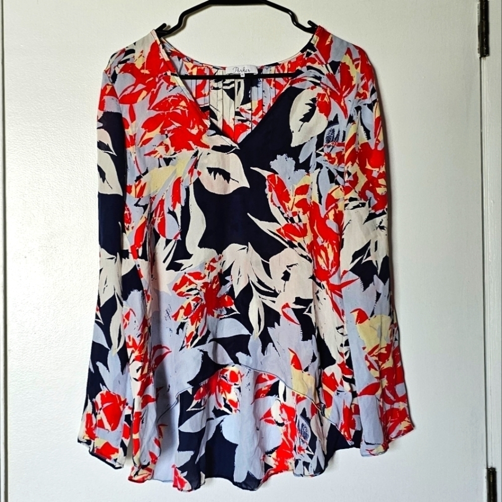 Parker silk oversized relaxed v-neck sheer tropical print quarter sleeves blouse